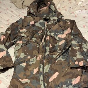 Camouflage Zara Hooded Spring Jacket - 9/10